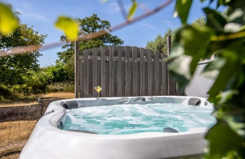 Vakantiehuis in de achterhoek met sauna en jacuzzi korenbloem 1024x683